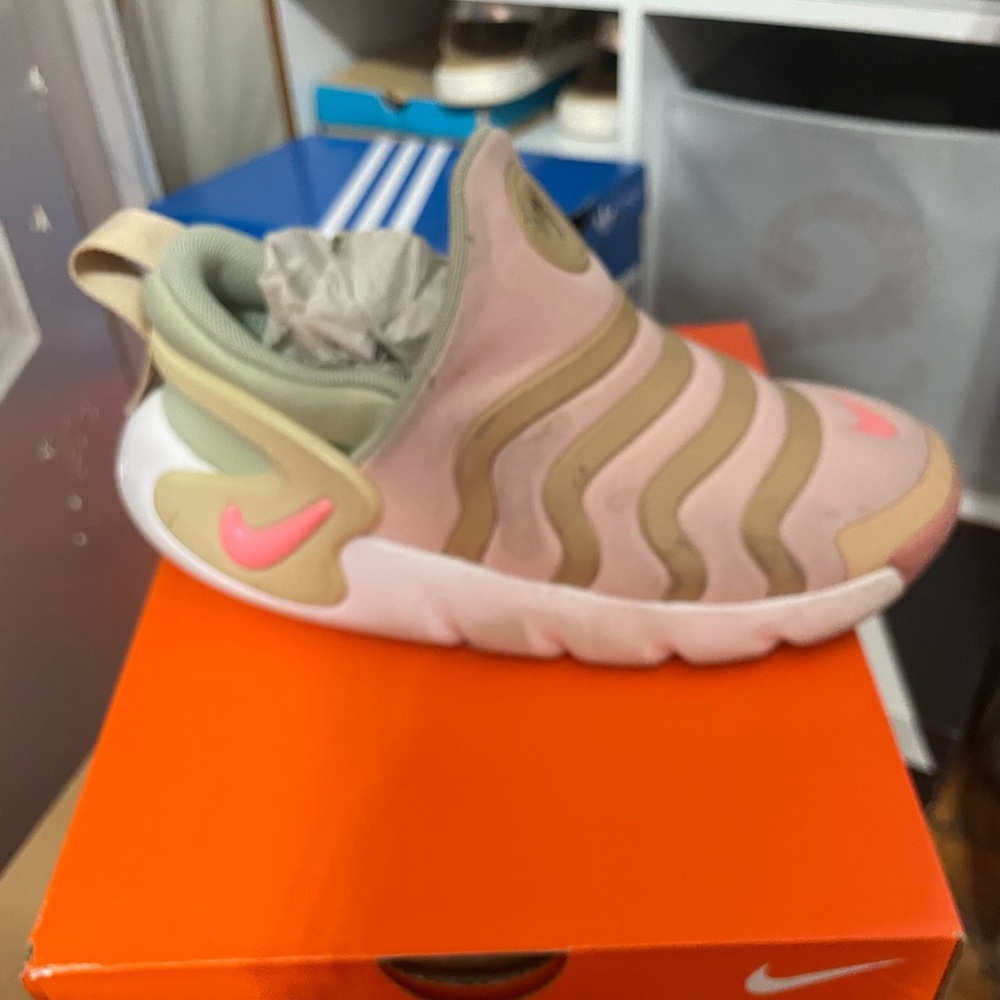 Nike Kids Pink and Beige Sneakers